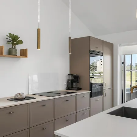 3 Bedroom Lovely In